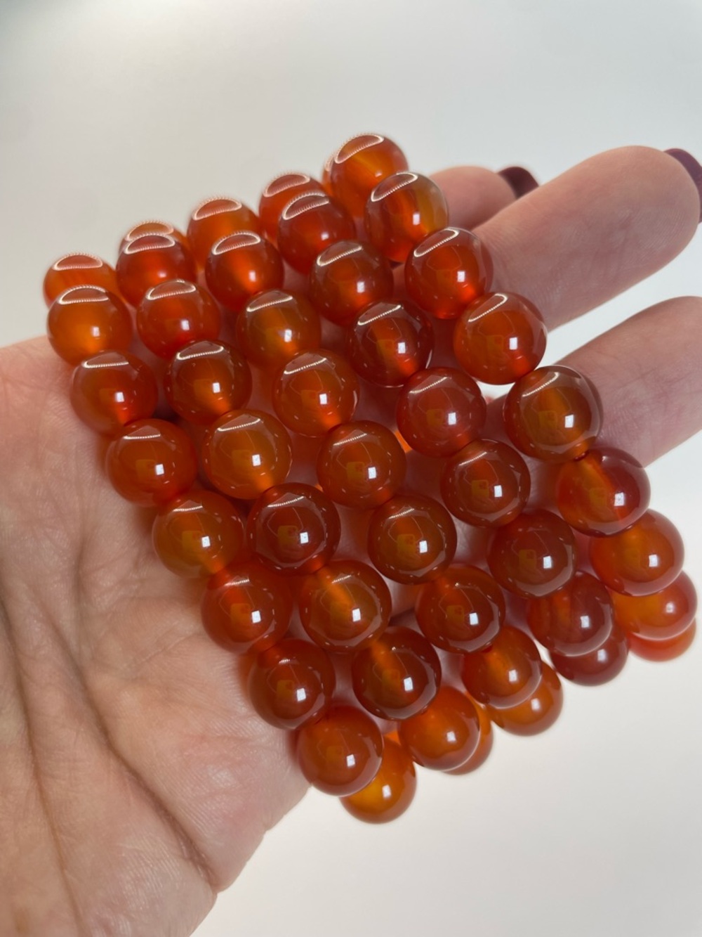 ONE Carnelian Round Bead Bracelet - 10mm (0096)